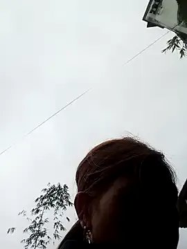 bella-la on StripChat