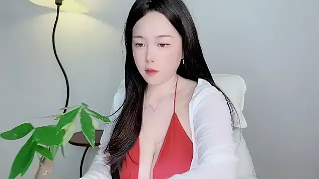 Bella_Ava on StripChat