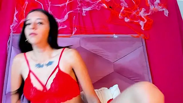 BellaaRossy on StripChat