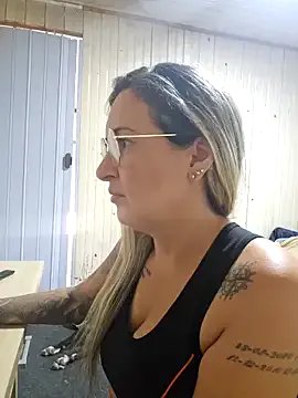 bellafortune51 on StripChat