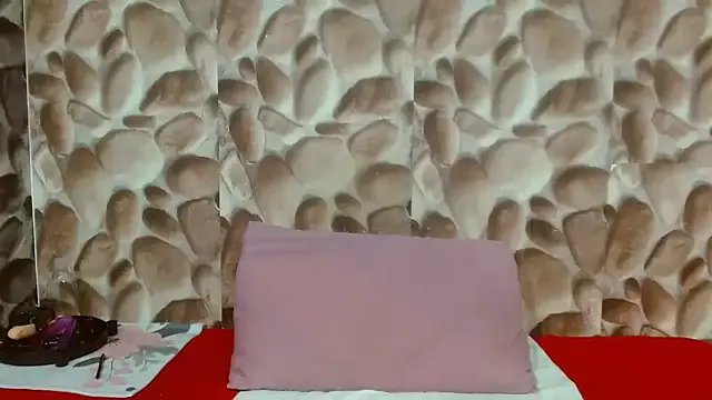 Bigboobsbooty on StripChat