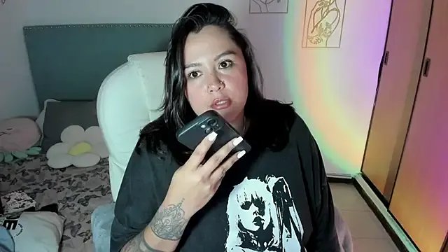 bigbooty-30 on StripChat