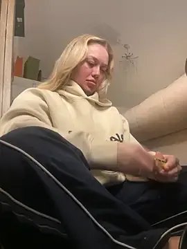 blissdimicco on StripChat