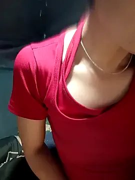 blonde_blg on StripChat