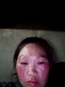 blonde_blg on StripChat