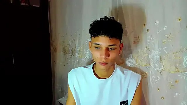 boyswantingplay on StripChat