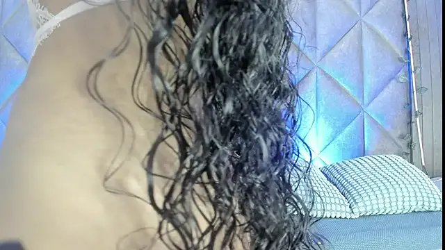 BriaConner_ on StripChat