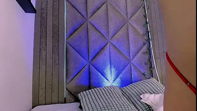 BriaConner_ on StripChat