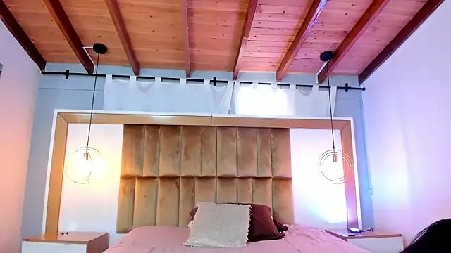 BrianaJhons19 on StripChat