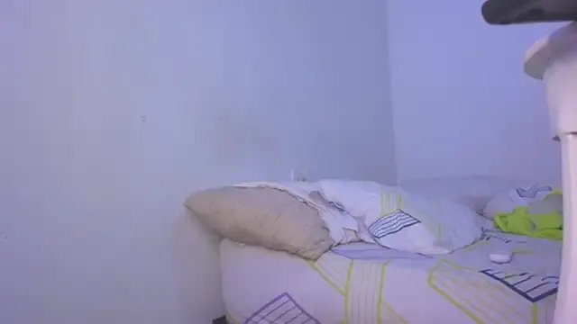 Brianny_X on StripChat