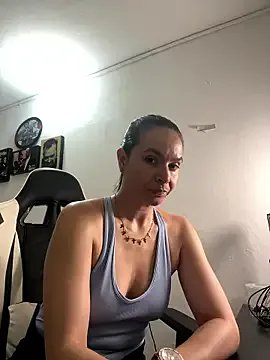 BridgetRodriguez on StripChat