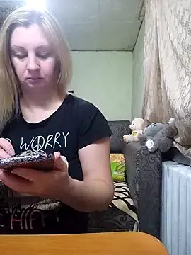 BustyBlond on StripChat