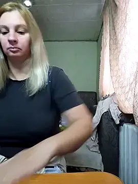 BustyBlond on StripChat