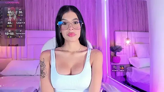 CaitlynCouper on StripChat