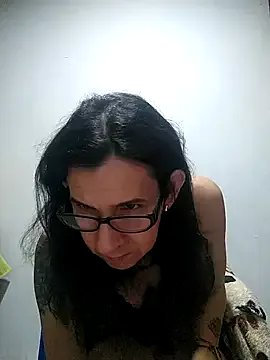 Cameron_puppy on StripChat