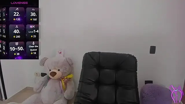 CamilaBliss on StripChat