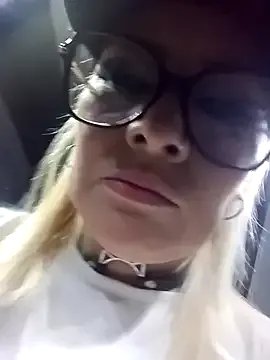 CandieGilson__ on StripChat