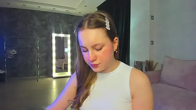 Candy_Cansew on StripChat