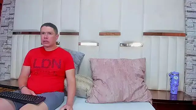 CandyandSteven on StripChat