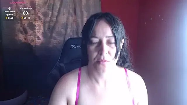 carla_slut_naugthy on StripChat