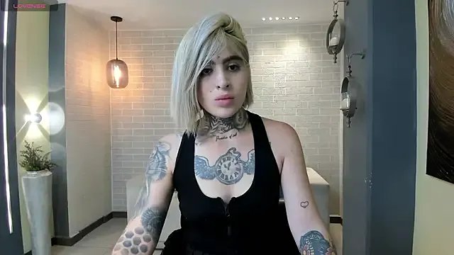 CarlaBrunni's avatar