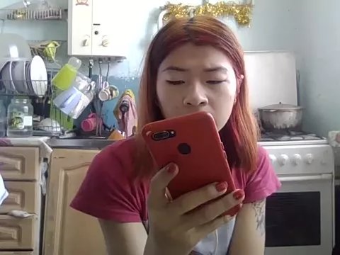 CarlyJoy on StripChat