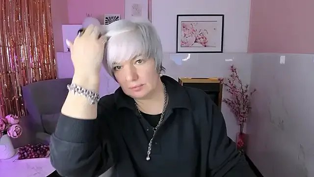 CarmenSoft on StripChat