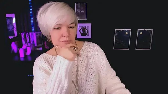 CarmenSoft on StripChat