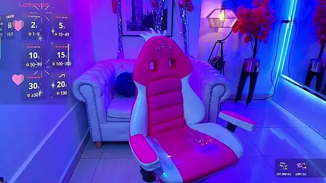 Carolina_cherry on StripChat