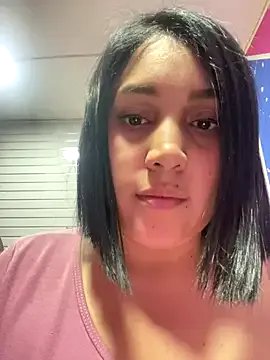 caroline__muller on StripChat