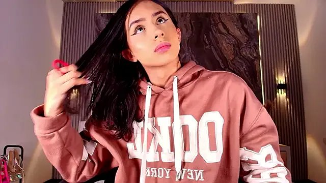 Caroline_foster1 on StripChat