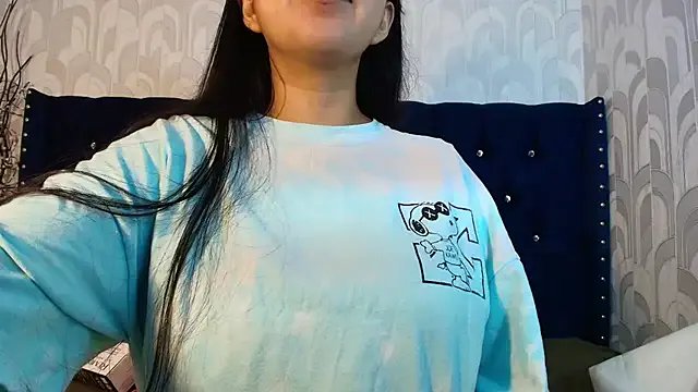 CarolineBrunx — hey Isa