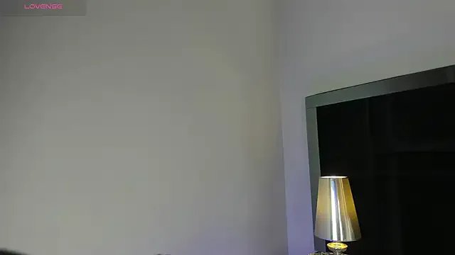 CarolineLee_ — milk in boobs + fuck my tits