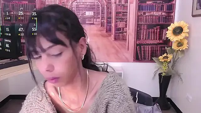 Catalella_Ar on StripChat