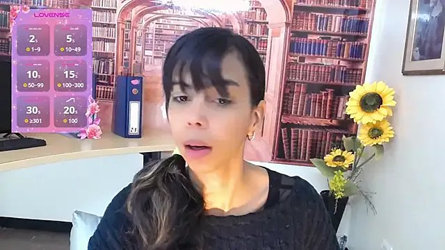 Catalella_Ar on StripChat