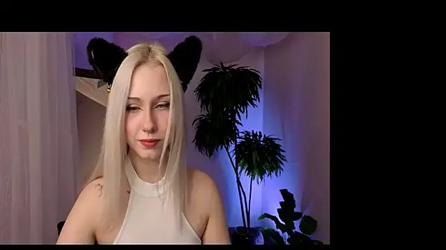 CatEyePro on StripChat