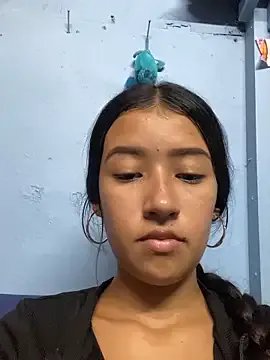 cathy_19 on StripChat