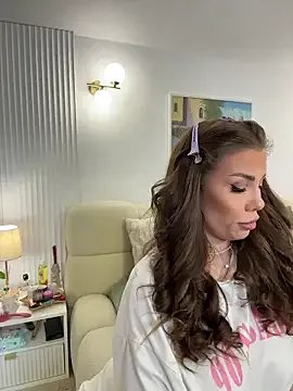 CelineReys on StripChat