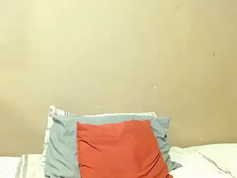 champaigncork — pls help me to achieve my goal #oilboob