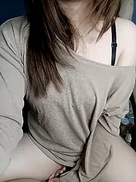 ChanChanLy on StripChat