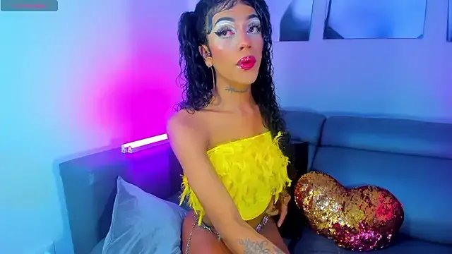 Cherry_splash on StripChat