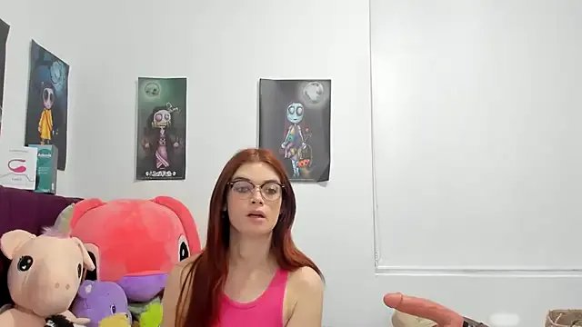 cherry_weet_29 on StripChat