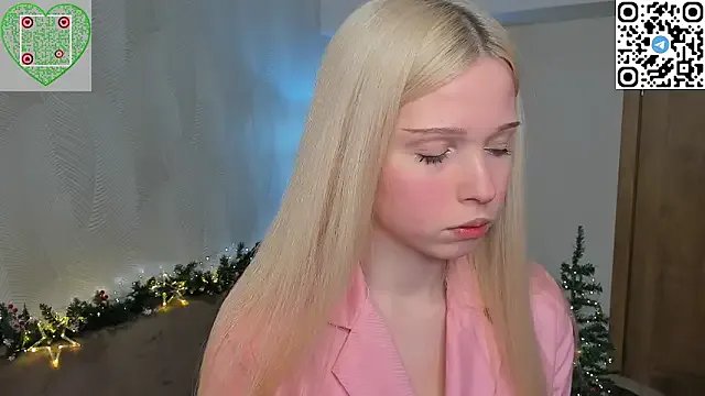 CherrylHolme on StripChat