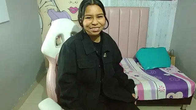 chloe_lust on StripChat