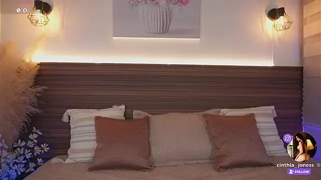 cinthia_jones2 on StripChat