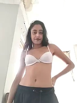 cleopatra-tykhe — squirt and cum show for highest tipper