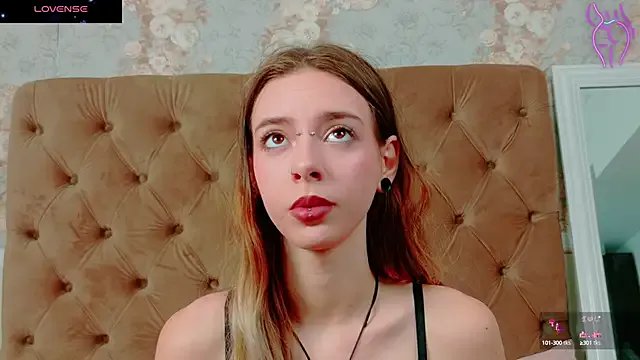 CoraVex on StripChat