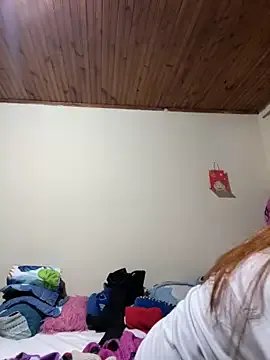 CoraVibes on StripChat