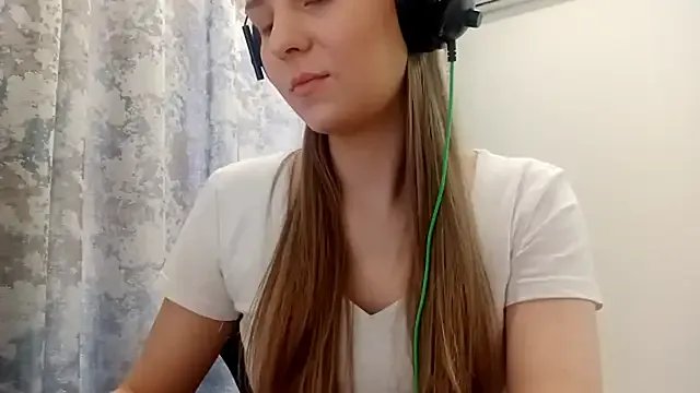 CrackShirker on StripChat