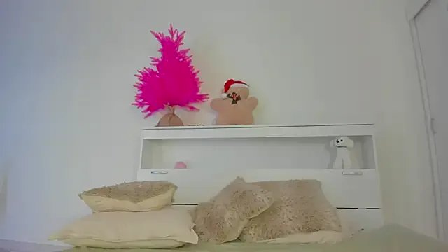 crystalnut on StripChat